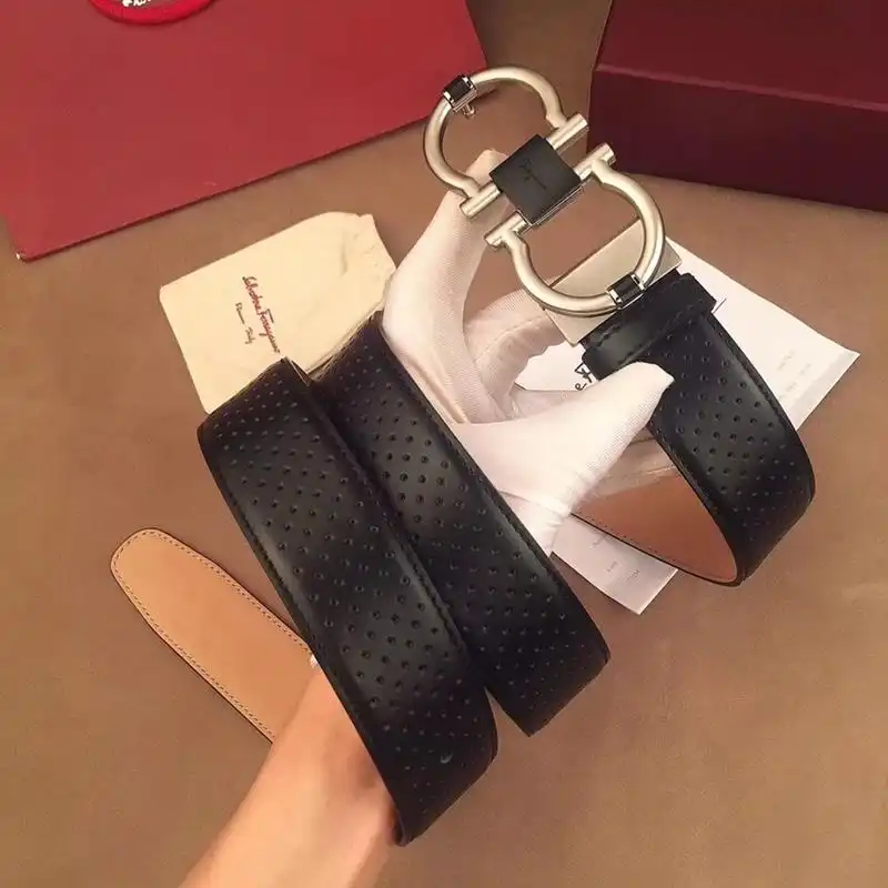 Salvatore Ferragamo s Belte 1905BL0379