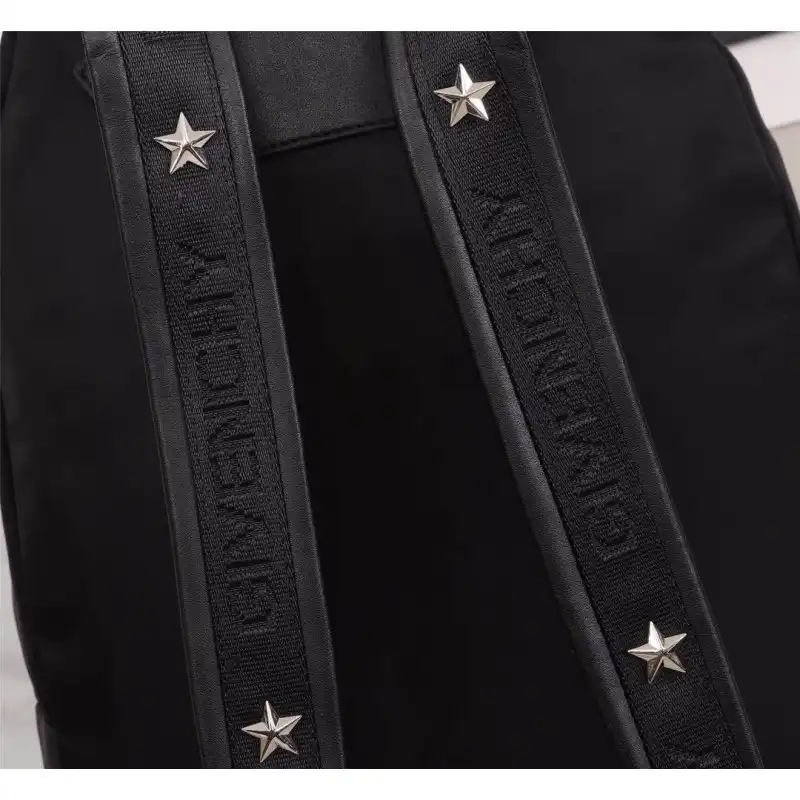 Givenchy Bags 1910GIV0040