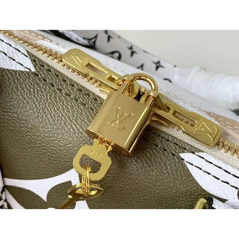 LV Bags 19B570423
