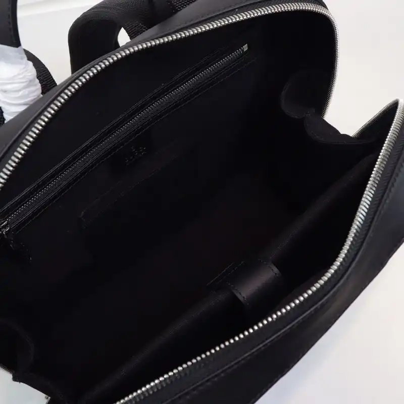 G*u*i bags 19b57g0099