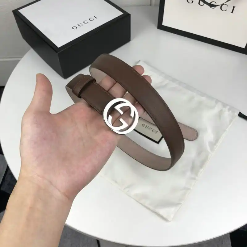 G*u*i s belt 2009xf0025