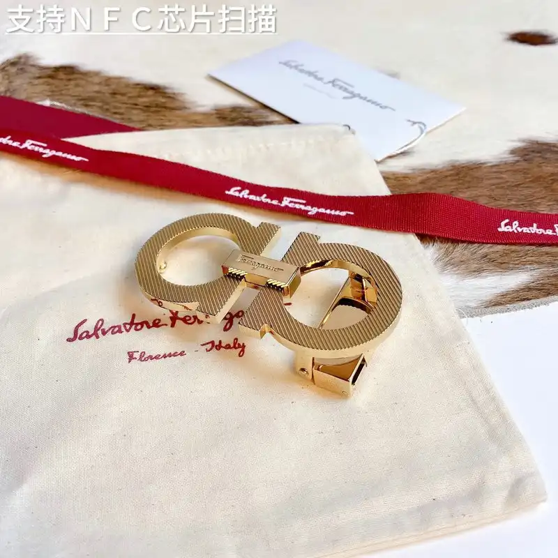 Salvatore Ferragamo s Belt 2009XF0040