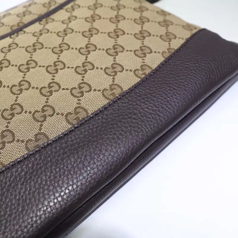 G*u*i messenger bags 19gm0053