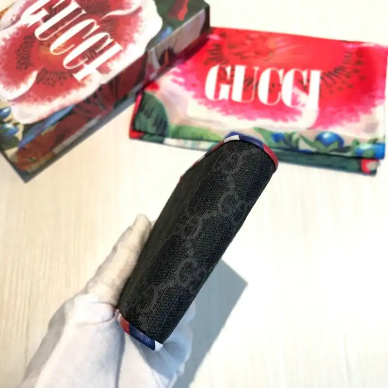 G*u*i bags 20guc0092