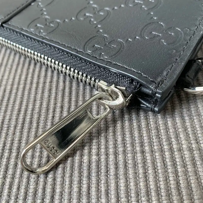 G*u*i bags 2104dj0131