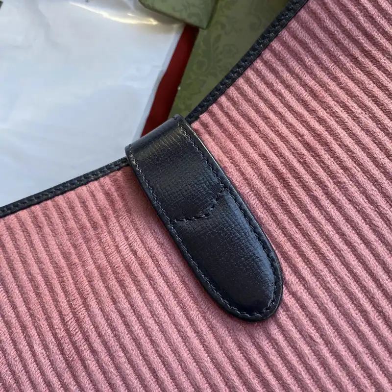 G*u*i bags 2111ya0024