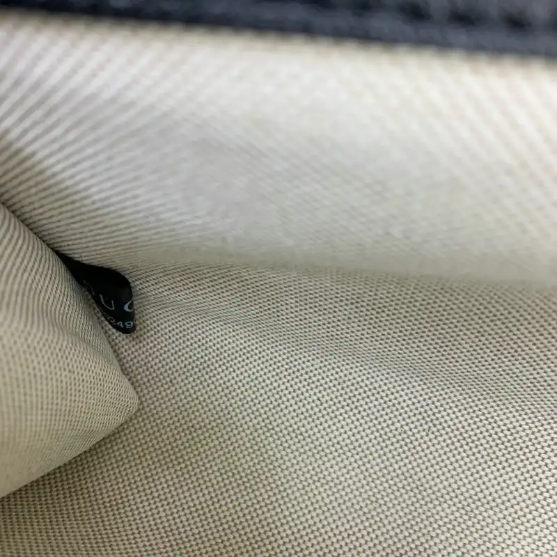 G*u*i bag 2201ya0036