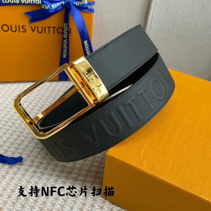 LV Belts 2204XA0070
