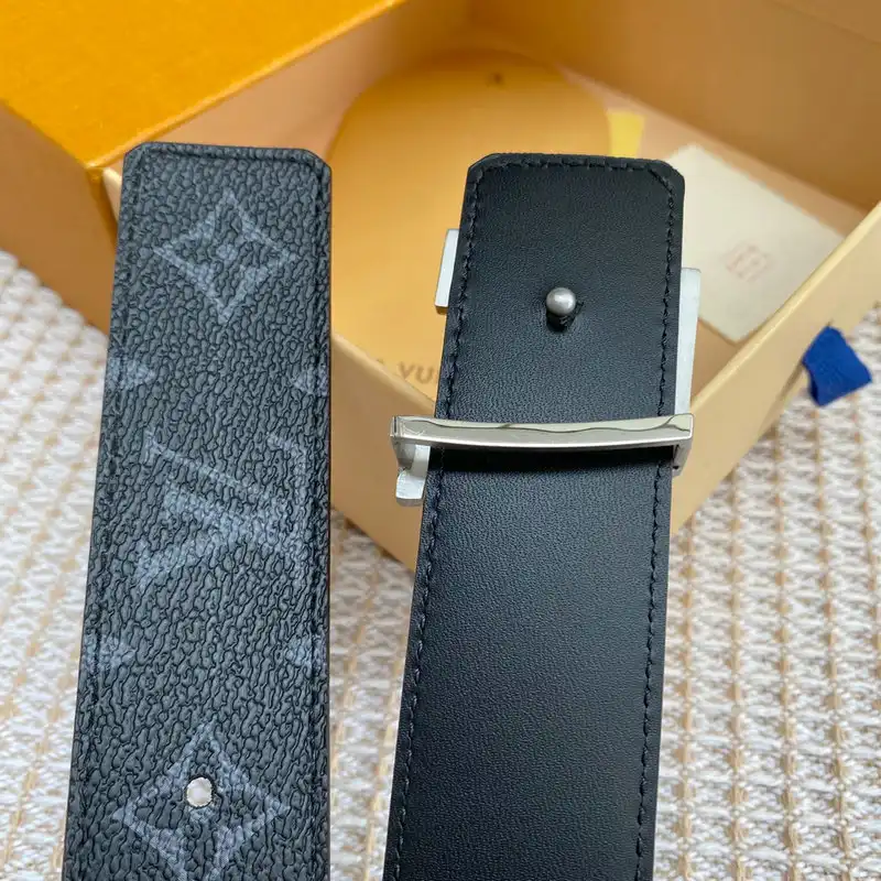 LV Belts 2204XA0106