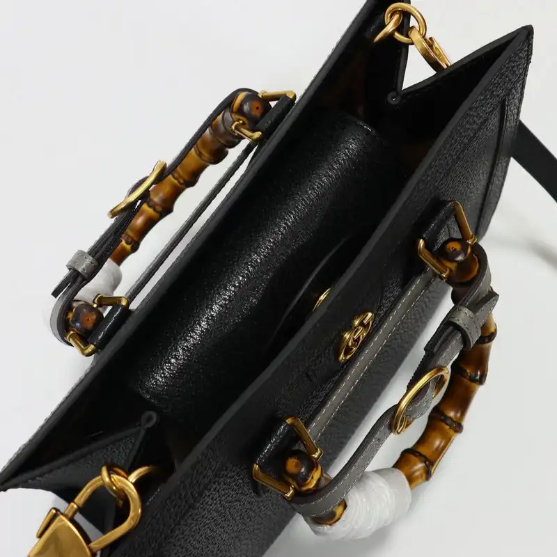 G*u*i bag 2206dj0029