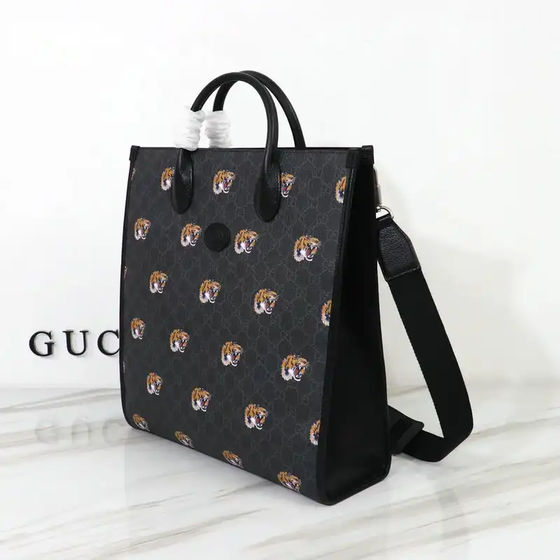 G*u*i bag 2209dj0009