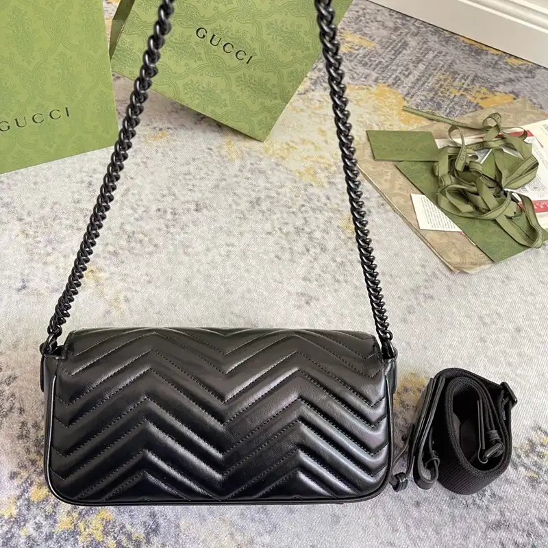 G*u*i bag 2301dj0010