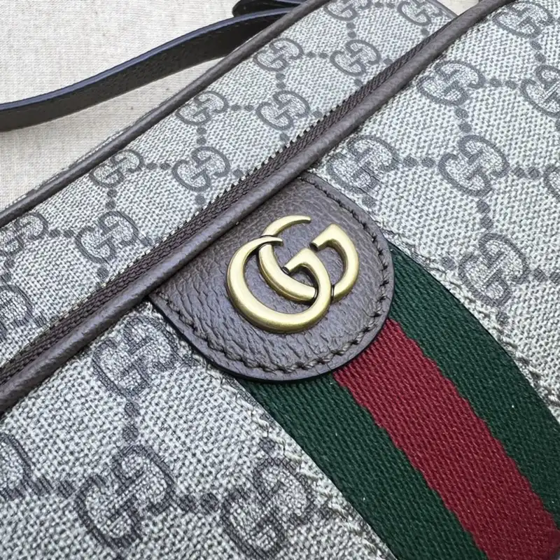 G*u*i bag 2304ya0147