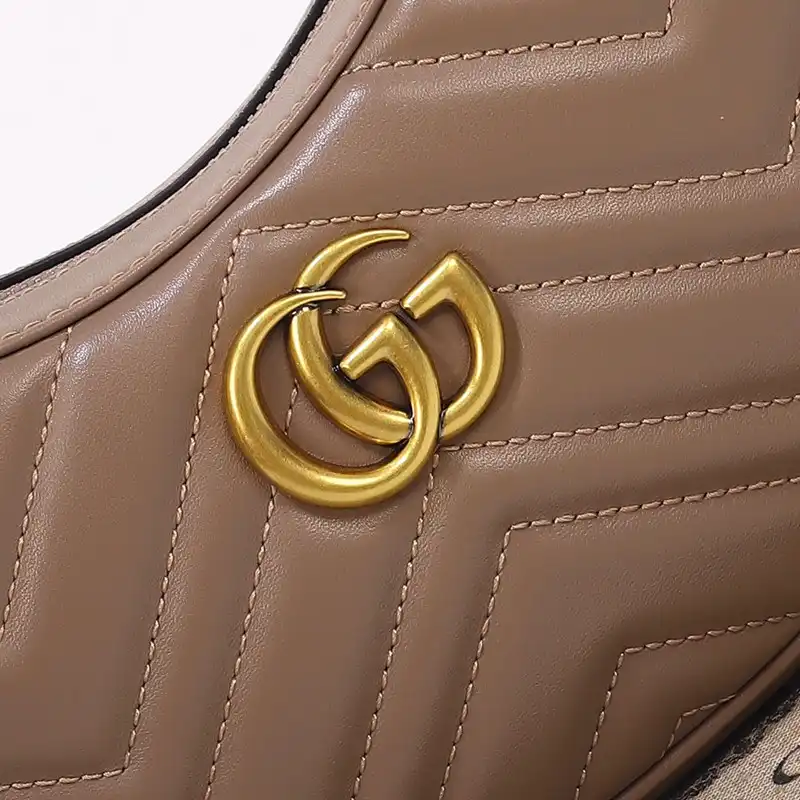 G*u*i bag 2306ya0048