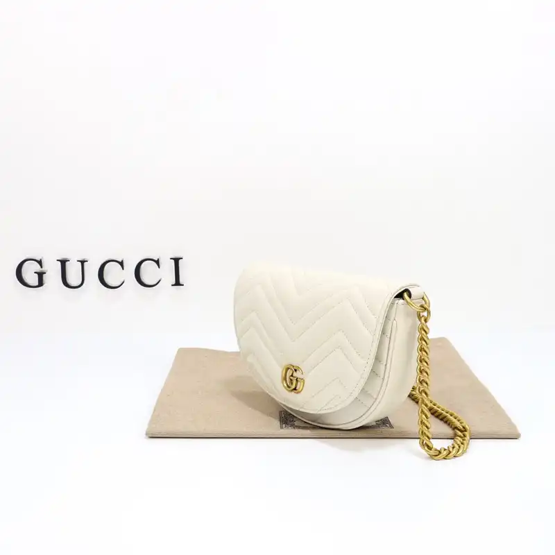 G*u*i bag 2306ya0059