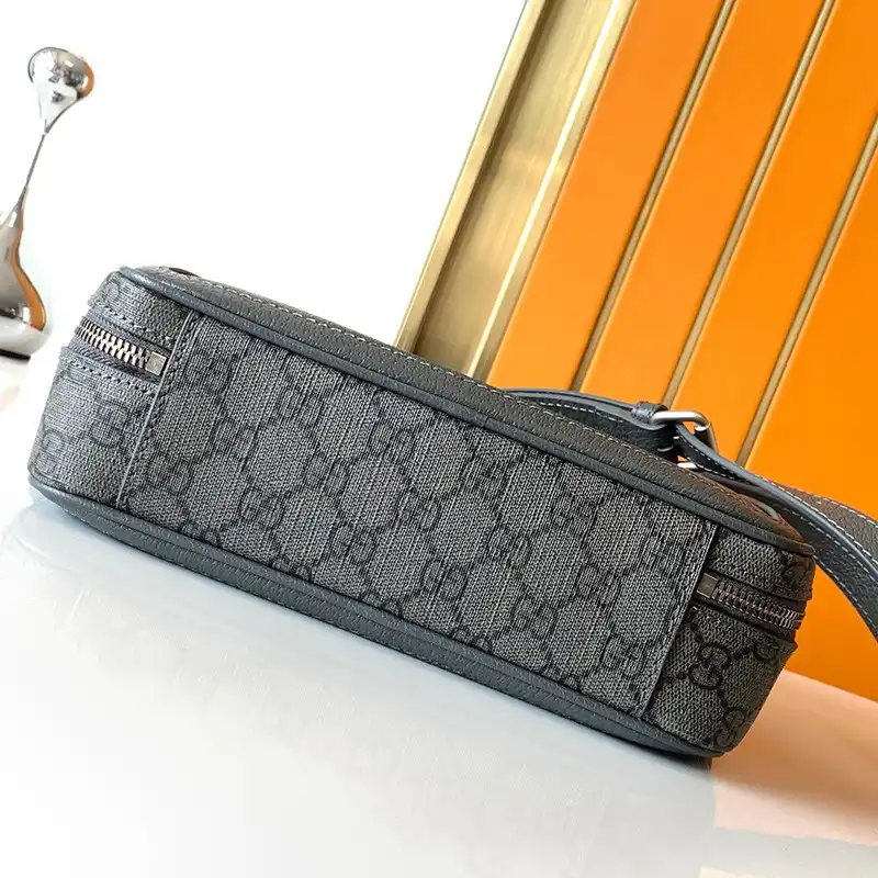 G*u*i bag 2306yz0069