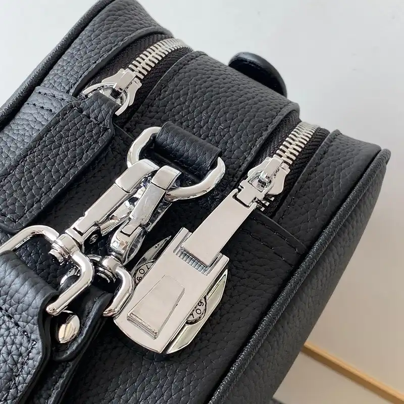 Hermès Bag 2309YA0180