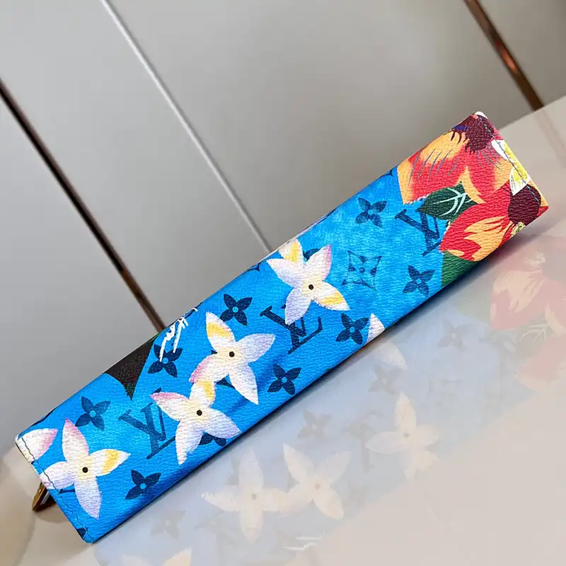 G*u*i bags 2407ya0021