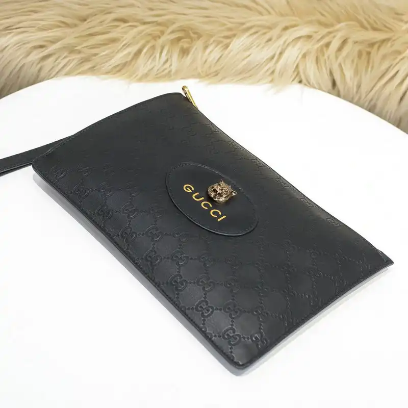 G*u*i bags 2012sh0078