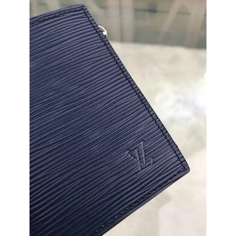 LV Bags 19T1L0269