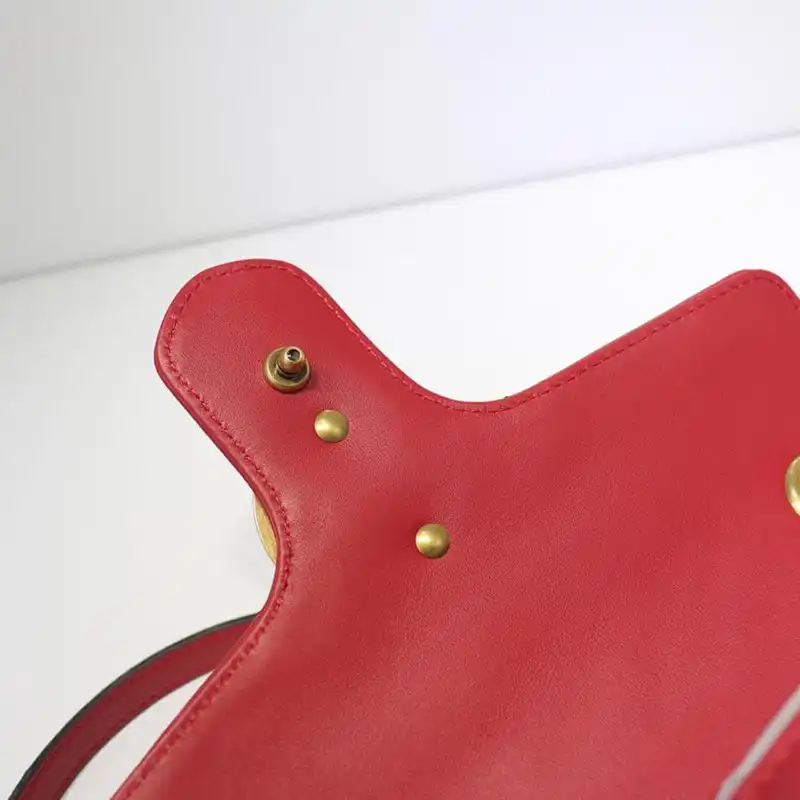 G*u*i bags 19t1l0694