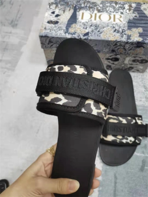 Dio Slipper Bold 5806