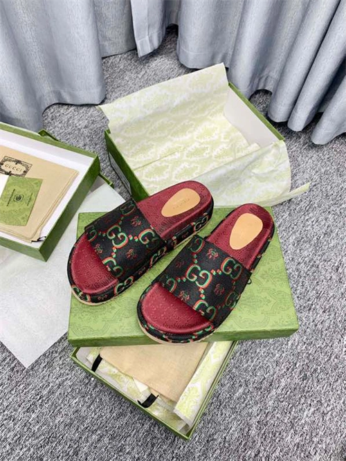 Gocci Slipper Versatile 5765