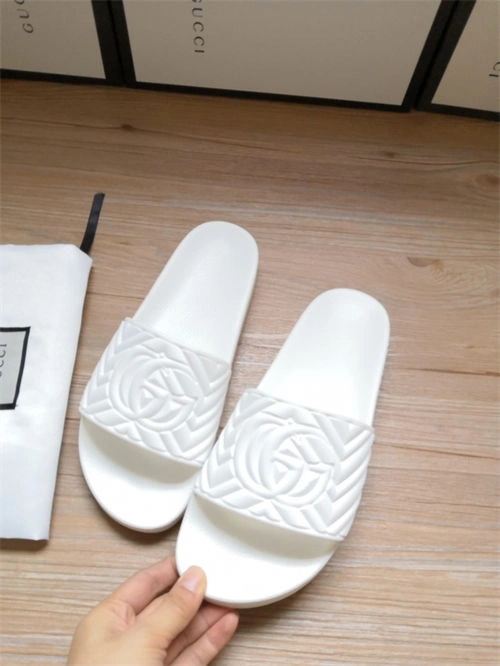 ZipUp Gocci Slipper 5732