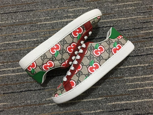 eyecatching G*u*i ace sneaker 145