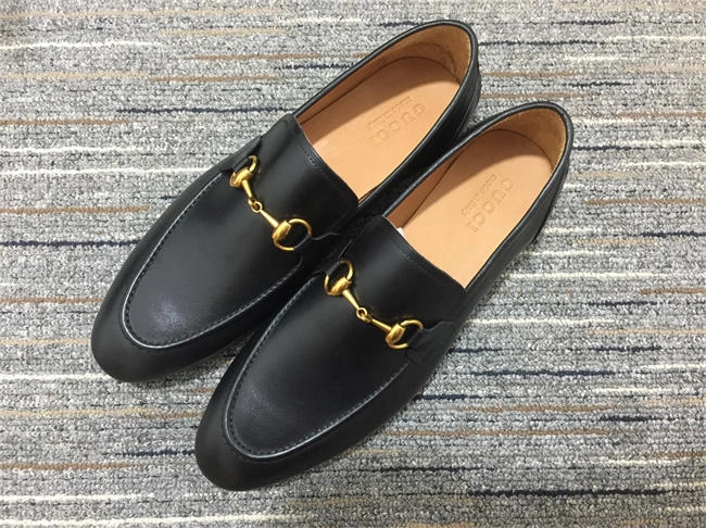 lightweight G*u*i loafer 327