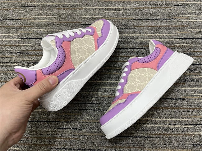 G*u*i low top sneaker soft 551