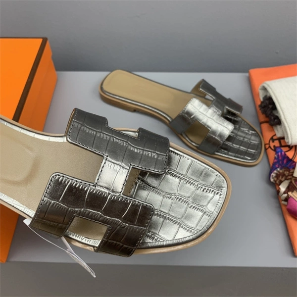 H Slipper Refined 2328