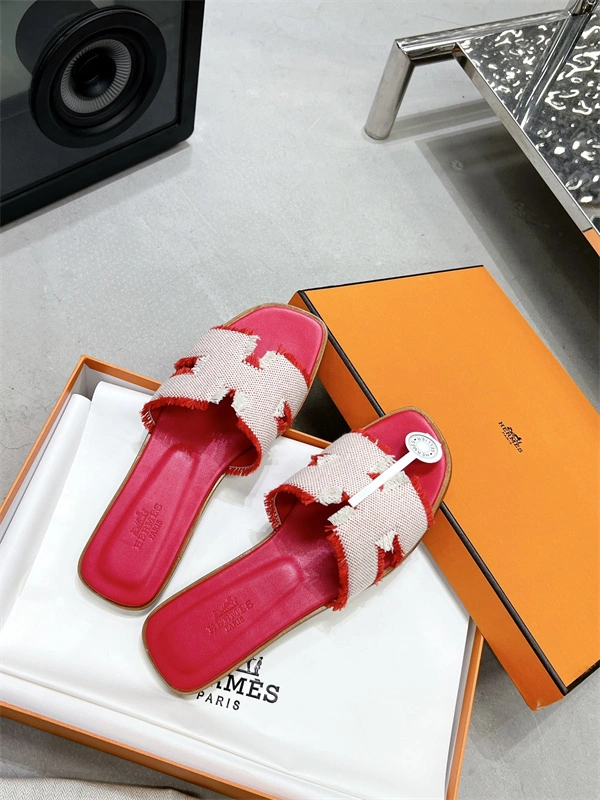 Premium H Slipper 2373