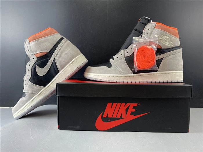WellDesigned Jordan1 Retro Neutral Grey Hyper Crimson 555088- 3773