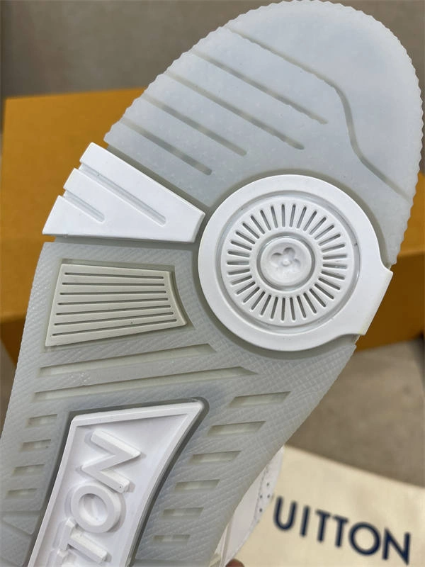 LV MoistureWicking 1856