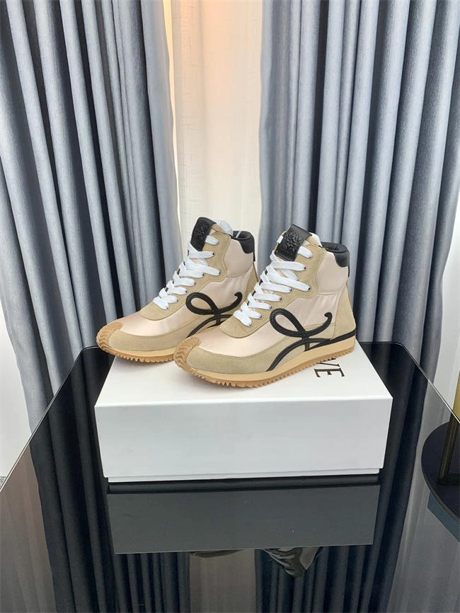 Breathable Loewe Sneaker 2457