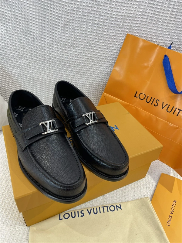Lv Loafer WellDesigned 1928