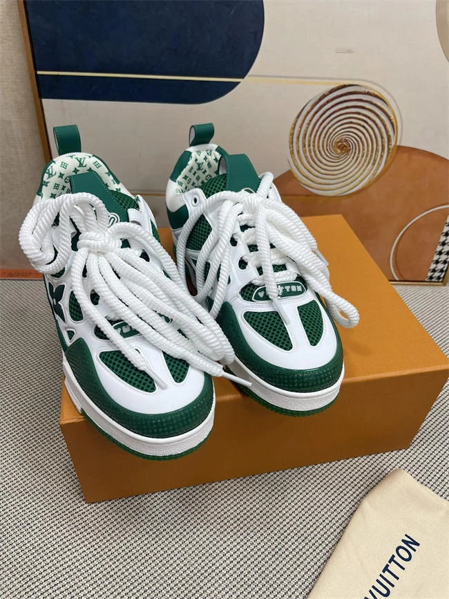 Lv Trainer Sneaker SunProtective 2034