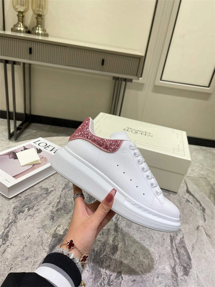 Functional Mc Queen 2555