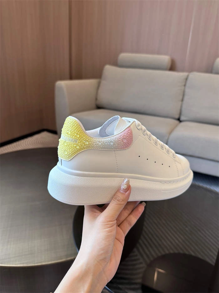 Mc Queen Affordable 2559