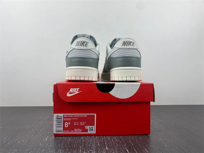 Nike Dunk Low Mica Green DV7212- AllSeason 4588