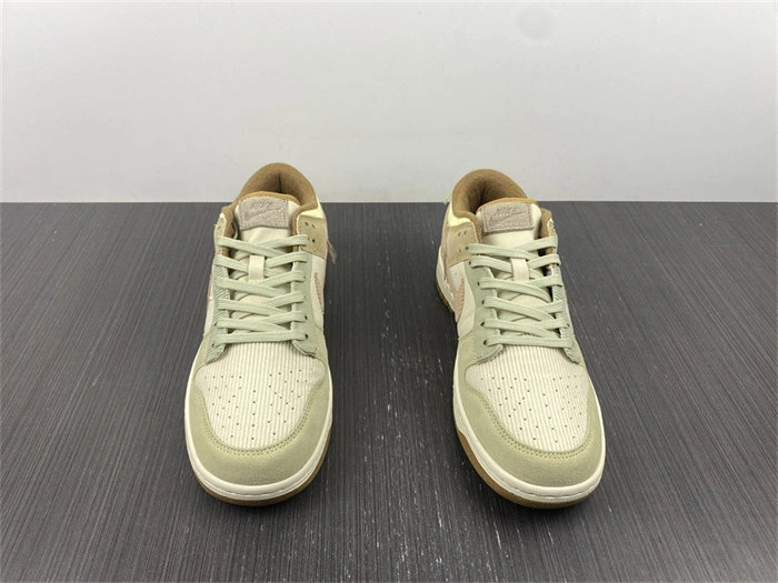 WeatherProof Nike Dunk Low On the  Side DQ5076- 4705