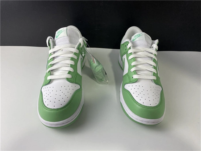 Nike SB Dunk Low Green Tender powder CU1726- Modern 4889