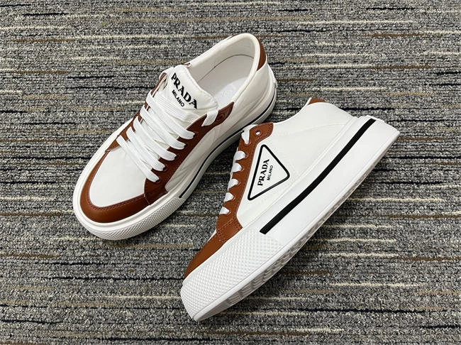 Prada Leather Sneaker Classic 3319